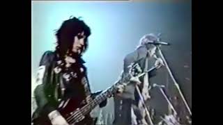 The Adverts - Bored Teenagers (Live 1977)