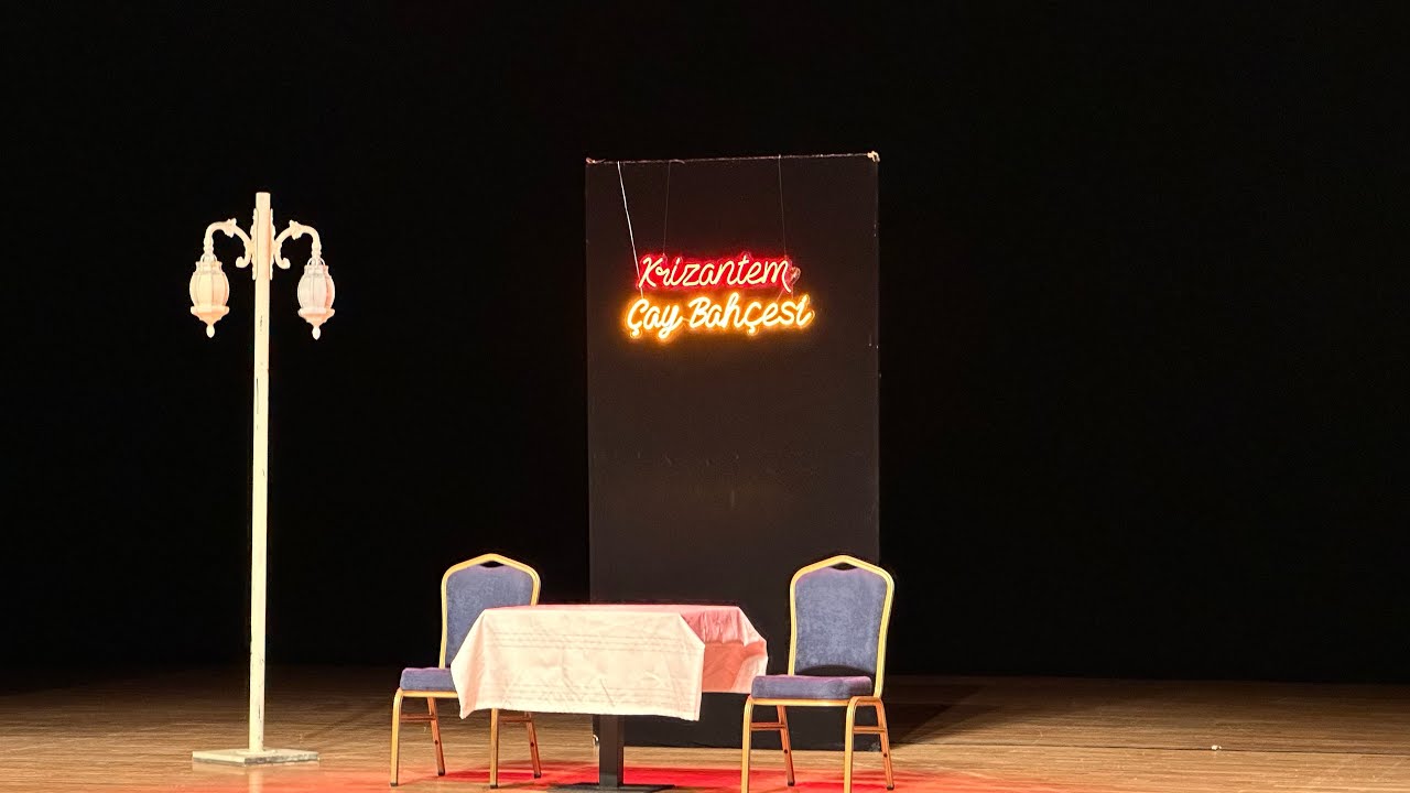 Seviyorsan Git Ayrıl Bence Diyarbakır Tiyatrosu