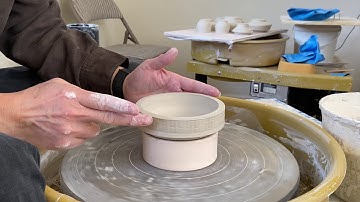 369. Trimming a Texture Covered Jar/Box with Hsin-Chuen Lin 林新春 滾花紋盒修坯示範