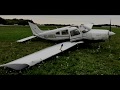 17 летняя девушка студент-пилот аварийно сажает самолет без колеса