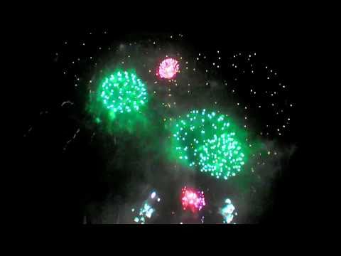 2011高雄燈會元宵節21:00水上花束環港煙火(1080p) 夢交響 Kaohsiung Lantern Festival 🏆