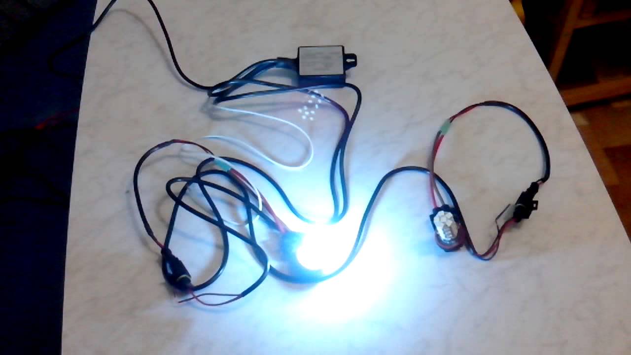 Wireless remote DRL controller with strobe effect(day) - YouTube