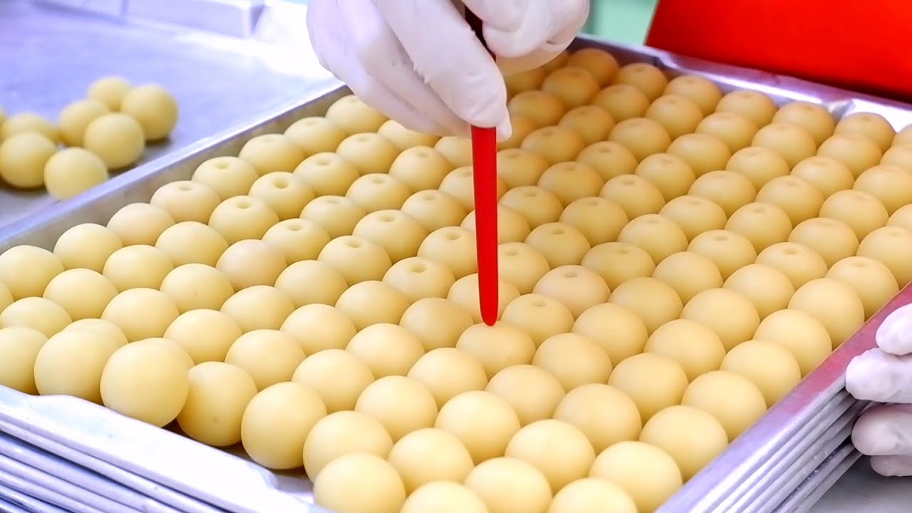 Cherry Shaped Mung Beans Thai Traditional Dessert Food Arts - Thai Street Food | Tasty Street