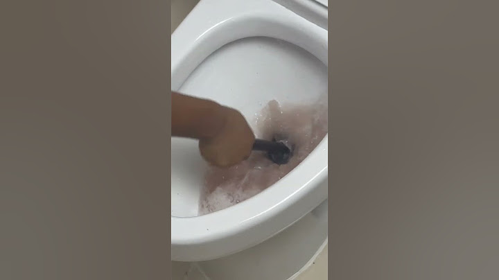 Remove toilet stains in 1 minute!