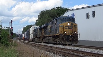 CSX ES40DC 5501 w/ Nice K5HL Leads Intermodal I141-27 on 7/28/22