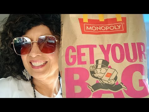 ASMR ✨ Playing MONOPOLY at #McDonalds 🍗🍟