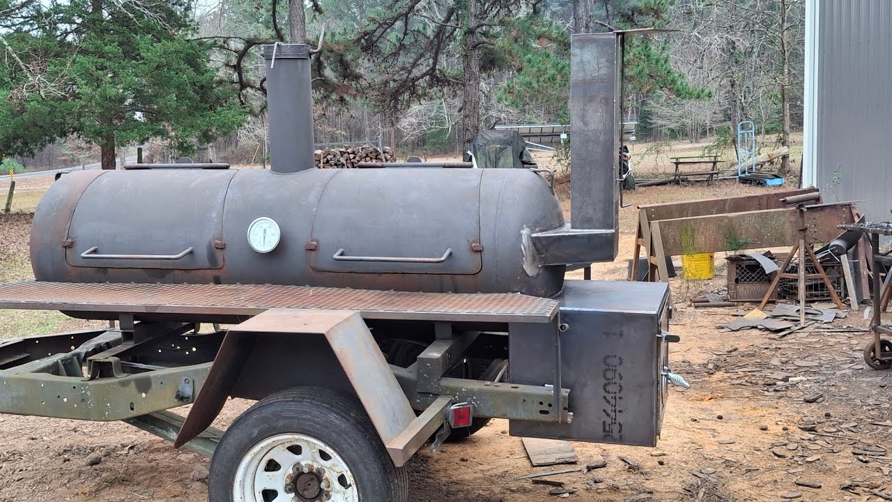 Модификации старого трейлера-коптильни