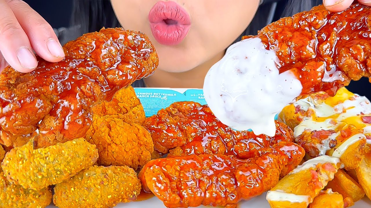 ASMR HOT HONEY SPICY CHICKEN TENDERS, LOADED POTATOES &  JALAPEÑO POPPERS FROM JACK IN THE BOX