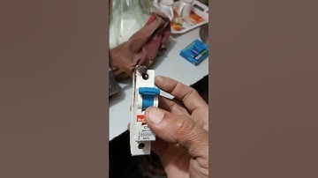 Electrical Short Circuit In MCB | Electrician Life and Hacks | #iti #electrician #shorts #viral #yt