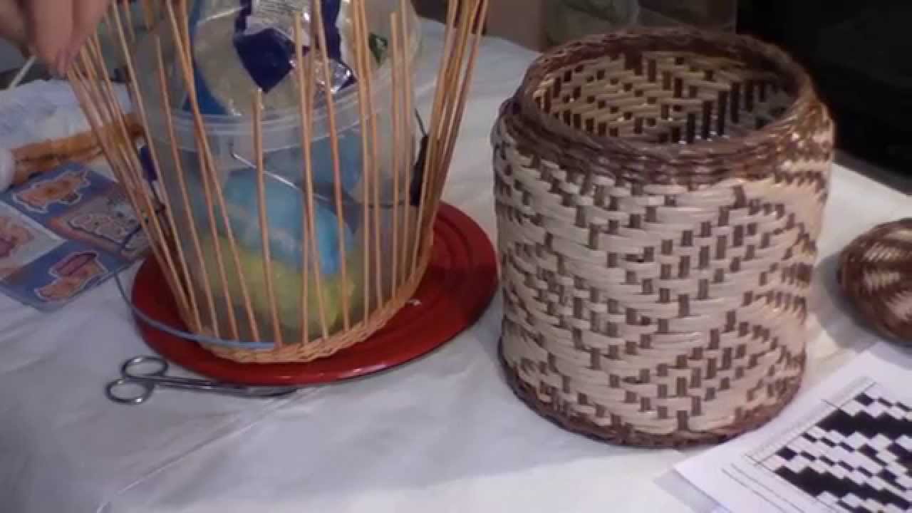 Узор на основе ситцевого плетения "волны".