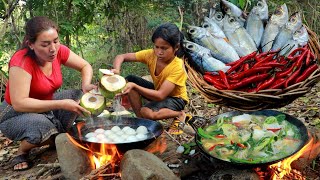 Survival skill- Cooking baby egg soup with water coconut and fried fish for lunch of survival