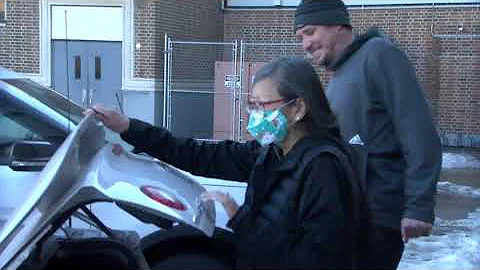 Youth sports teams fundraise to get volunteer a ca...