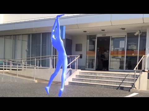 なんか真っ青の人がキレキレダンスしてた‼️