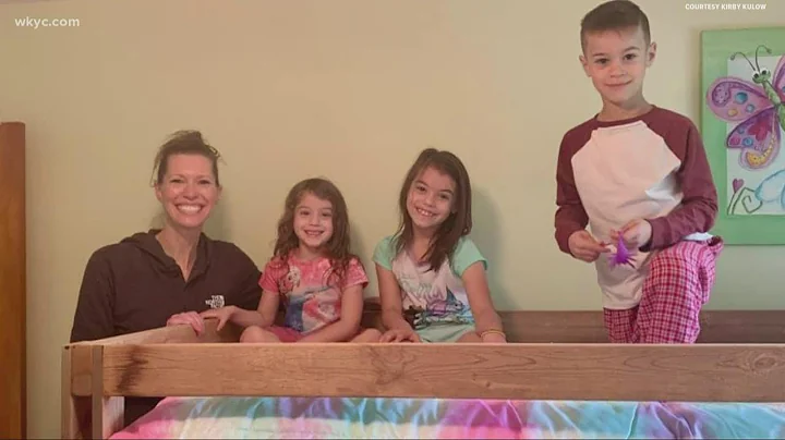 Sleep in Heavenly Peace: Group building beds for children in need