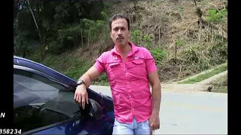 DE PIES A CABEZA  ALEJANDRO RINCON