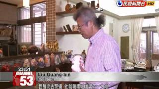 Local collector amasses some 3 321 piggy banks in personal collection