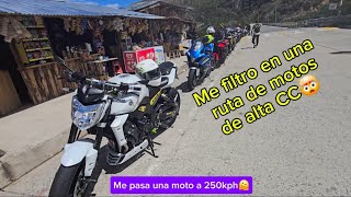 Me filtro en una ruta de motos de Alto CC