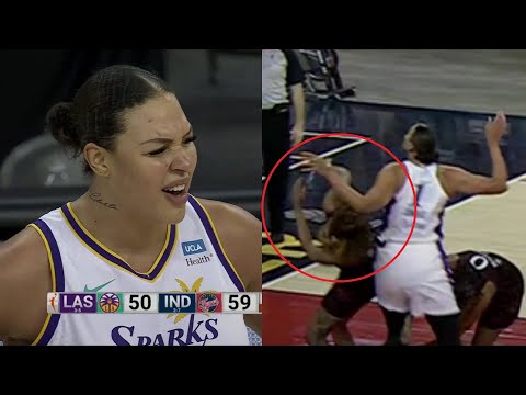 Liz Cambage ELBOWS