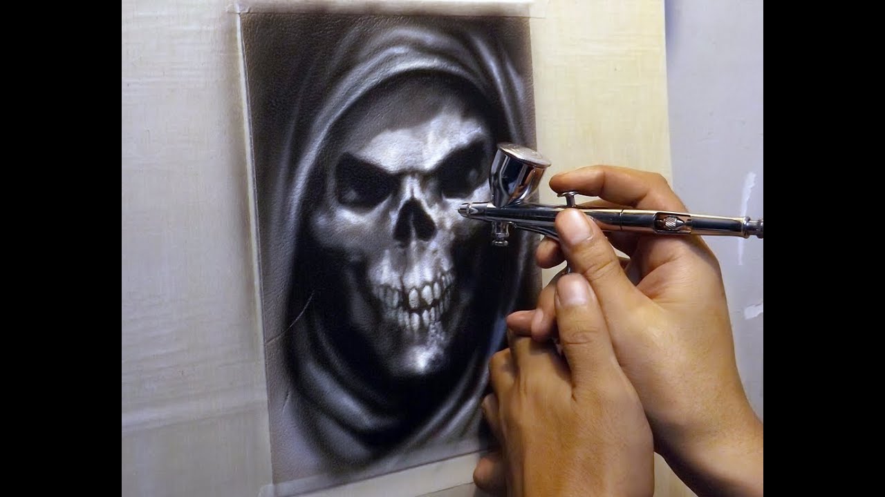  Airbrushing  Skull  on Leather YouTube