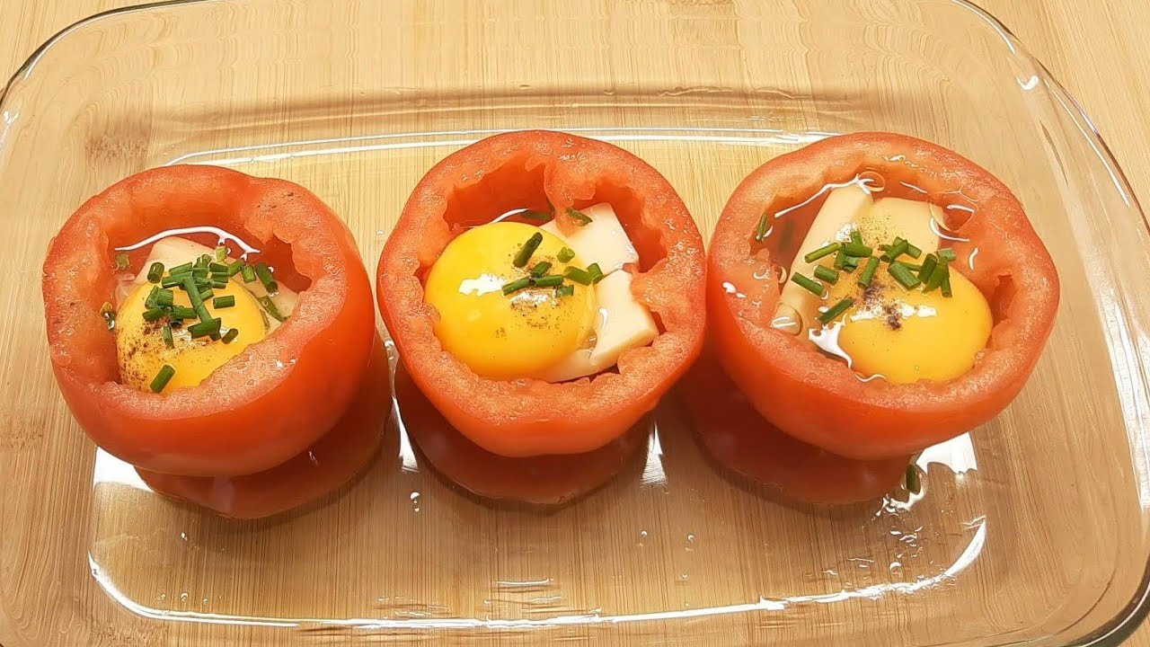 Просто положите в помидор яйцо - и вы будете в восторге! Рецепт завтрака