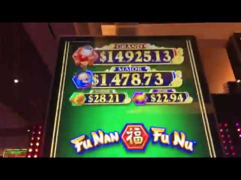 The Four Kings Casino and Slots - Craps for 120,000 Wins