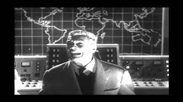 Komor Kommando -  Love Your Neighbour -