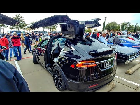 tesla-model-x-and-bmw-i8.-cars-and-coffee!