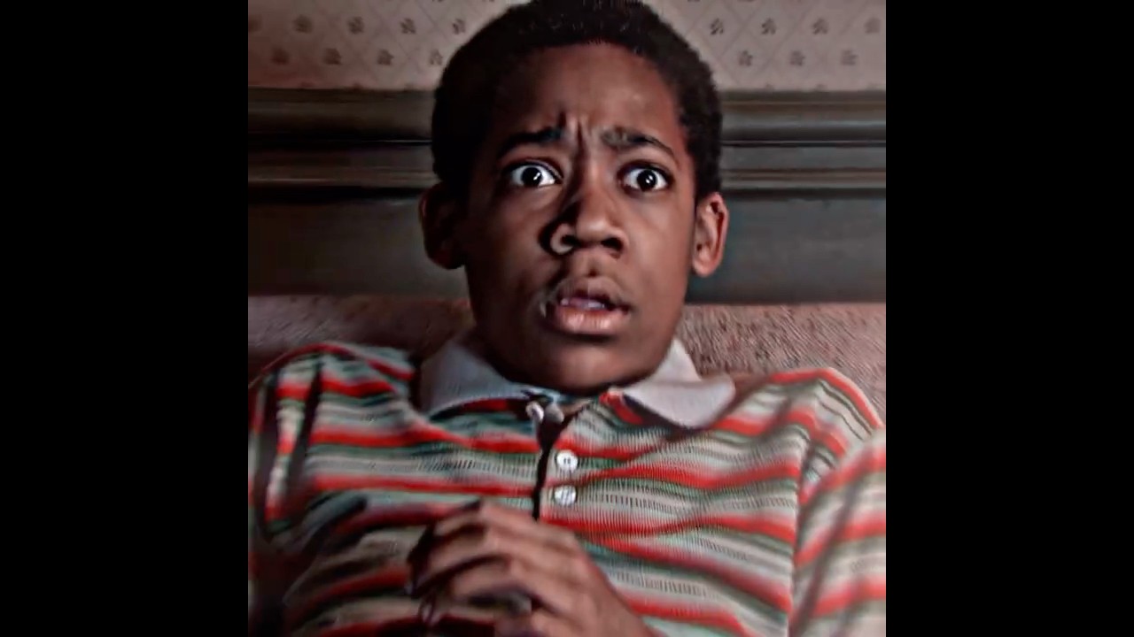 😨👦 Boy snitches—ends up threatened by the thief! 🔪💔 #everybodyhateschris #funny #fun