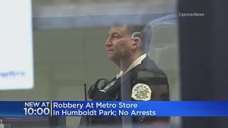 Metro by T-Mobile store in Humboldt Park robbed