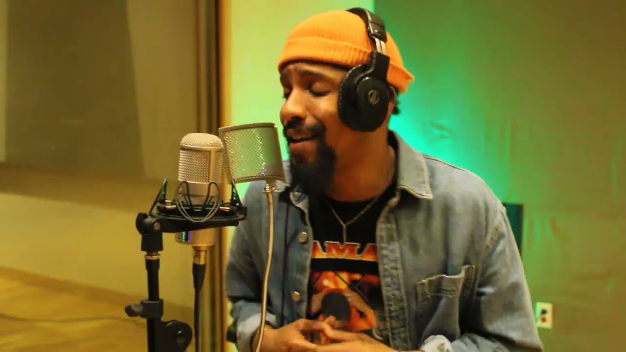 Obejrzyj Lamar AdoT Thomas - Time & Peace Official Music Video w YouTube Obejrzyj Lamar AdoT Thomas - Time & Peace Official Music Video w YouTube