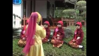 Ainun - Baju Baru - Video Lagu Qasidah Anak-anak Free Download