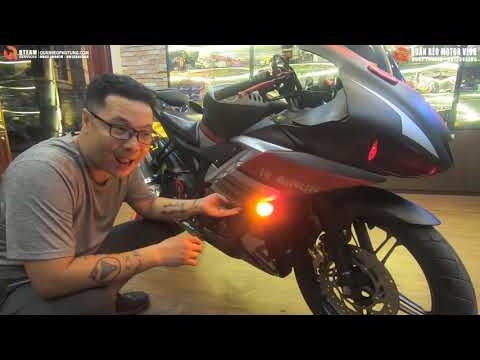 Video Đây không phải Yamaha R1 đâu anh em. Đây là Yamaha R15... - youtube