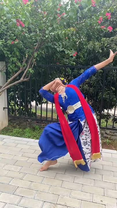 NYI RONGGENG 💙 #penarijaipongan #dance #senitaritradisional #shortsviral #makeupartist #kostumtari