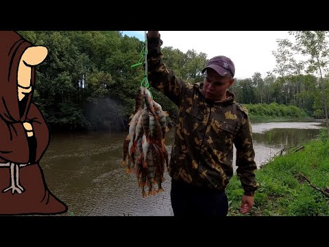 Не успеваю насаживать червей на крючок рыбалка на реке Сок Самарская область