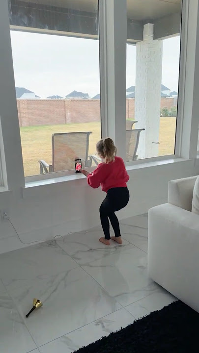 Download lagu Dad catches daughter doing a tik tok dance #shorts