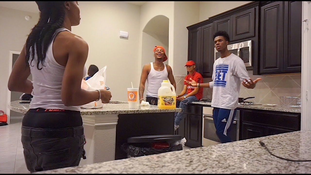 I WANNA MOVE IN PRANK ON PERFECTLAUGHS, AR'MON AND TREY, FUNNYMIKE funny mikecrack