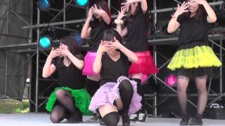 色とりどりのパニエスカートでメドレー。女子大生のカバーダンス。