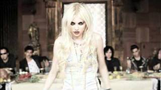 The Pretty Reckless - Far From Never {Bonus Track} chords