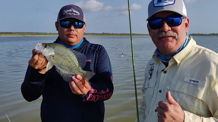 Fishing with Jared Lee out of Falcon Lake Texas fo...