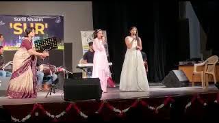 Ghar More Pardesiya Live Orchestra Performance by Ishita Sharma