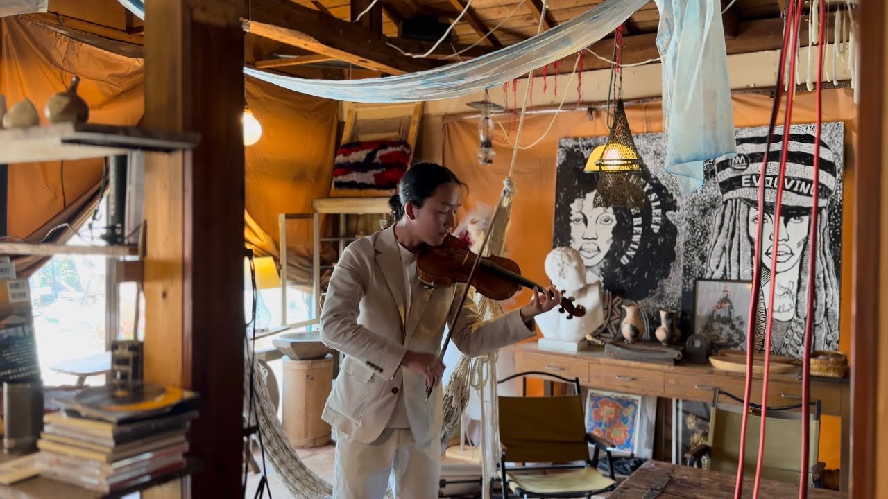 Suzuma Nomura - Sumak Warmigu (Beautiful Women)