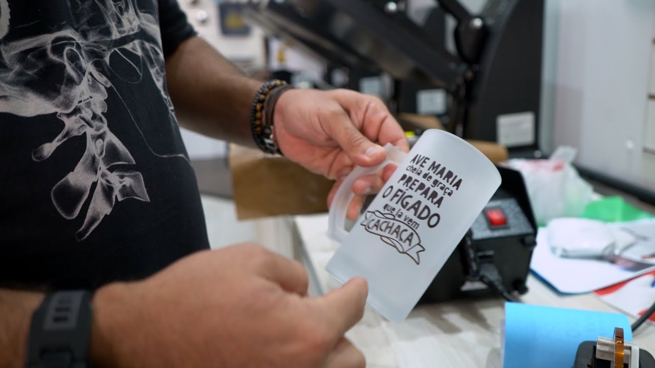 CANECA DE CHOPP FOSCA DE VIDRO