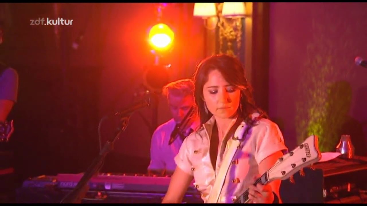 KT Tunstall - Live from the Artists Den 2007 - 03 - Under The Weather