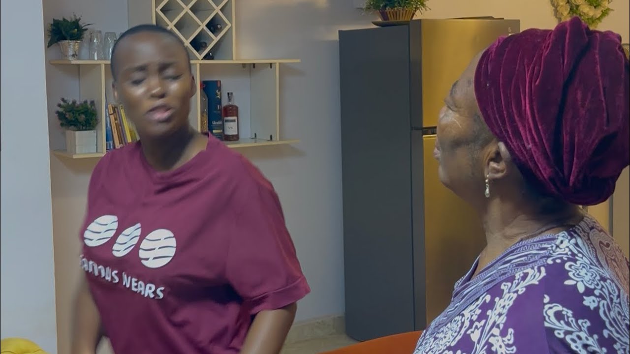 Мадам Орумба учит Иджеому секрету успешного брака.