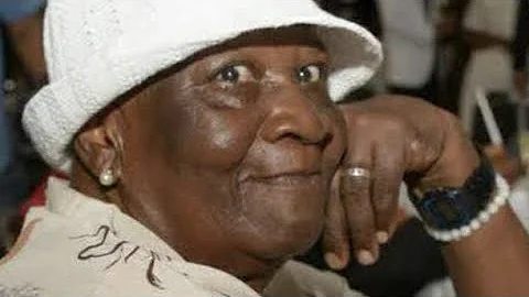 Vivian Louvina Mary Henderson