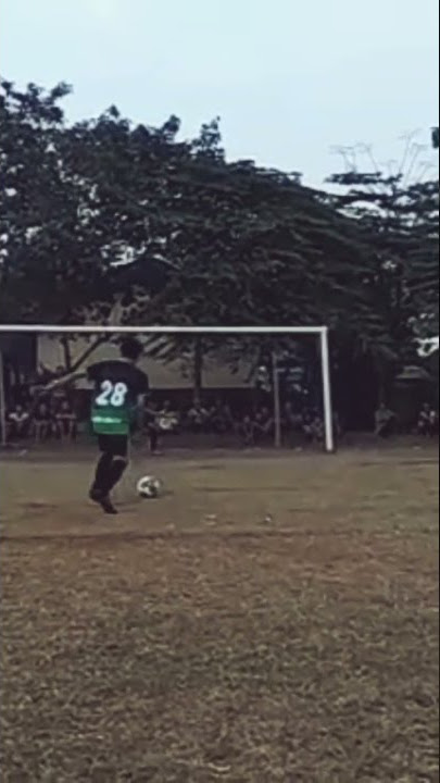 Viral ll Tendangan pinalty paling sulit di taklukan kiper manapun ll #shorts#football#lucu