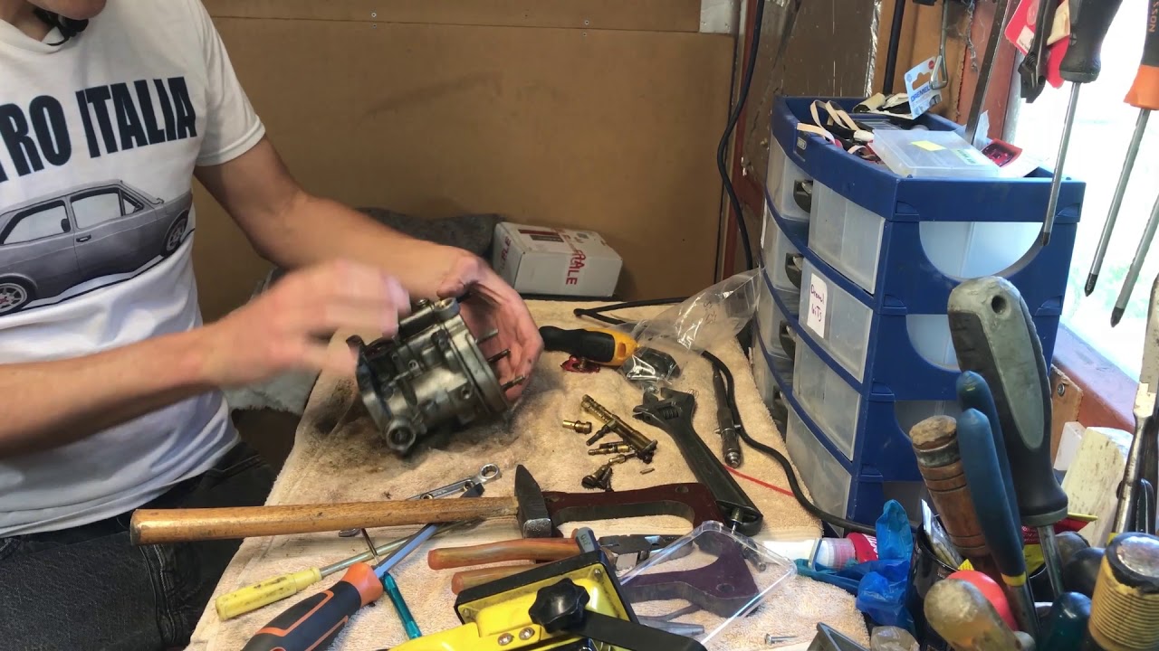 Unboxing and autopsy for a Dellorto DRLA 40 project carburettor with full disassembly  Part 1