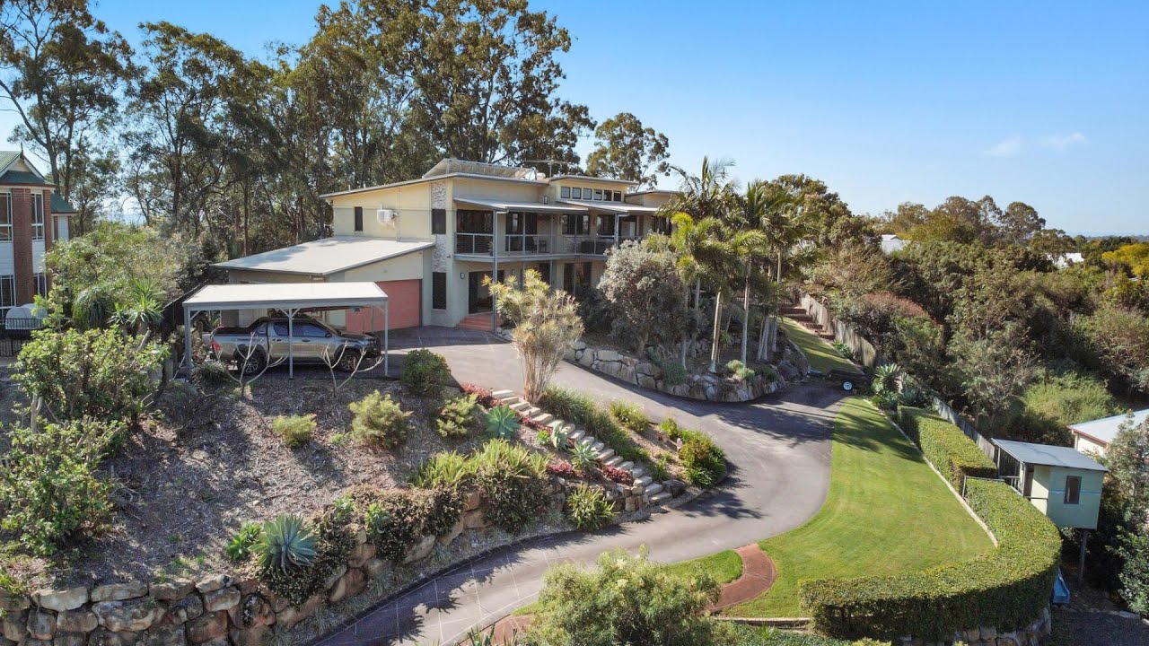 FOR SALE 16 Woodtop Court, Ferny Hills, QLD KELLY QUALTROUGH YouTube