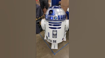 How did he make this? R2-D2 #3dprint #3dprinted #starwars #popcon