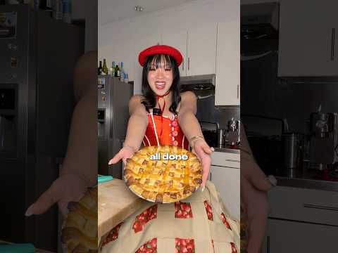 I tried baking an apple pie to SURPRISE my crush.